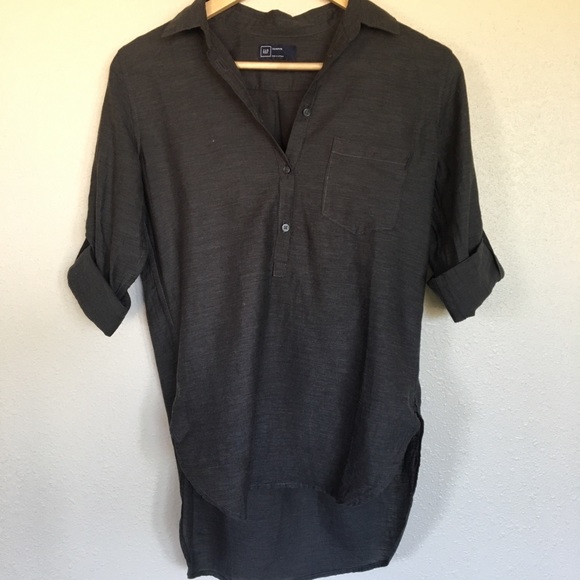 GAP Tops - GAP xs shirt